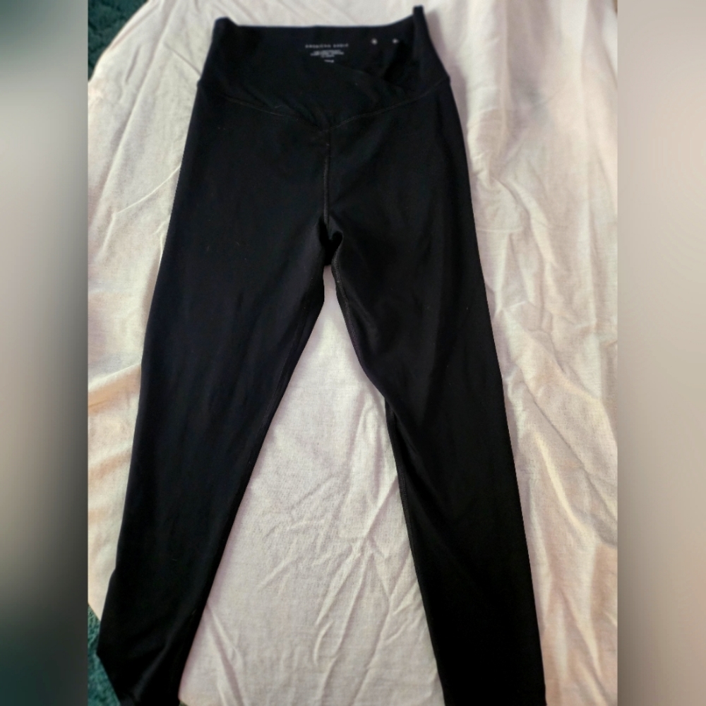 2 pairs nwot american eagle 7/8 length lightweight everything legging black